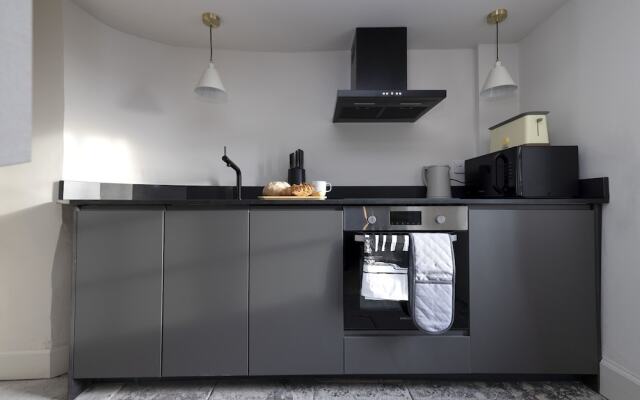 JOIVY Observatory Apartment