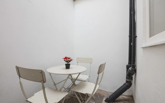 The City London Apartments