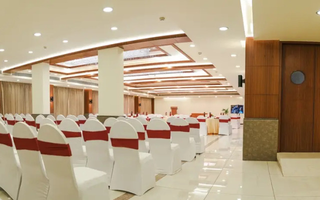 Ramee Tarang Hotel Indore