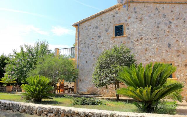 Villa Son Rossinyol, Sineu 128