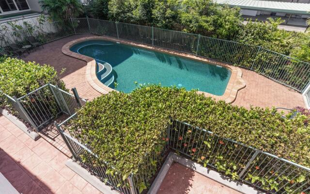 Mid City Luxury Suites