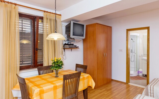 Apartments Niksa