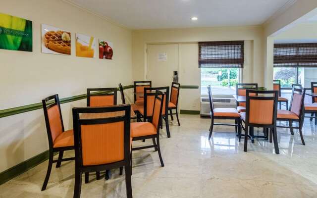 Quality Inn Tanglewood