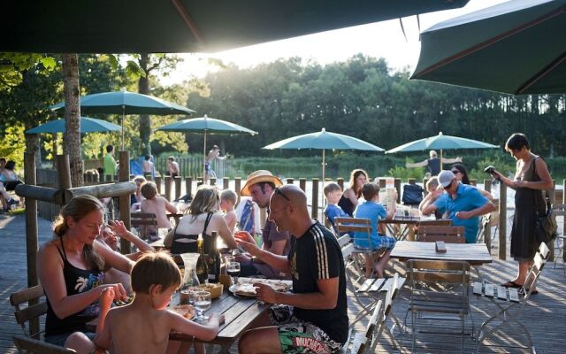 Village Huttopia Lac de Rillé