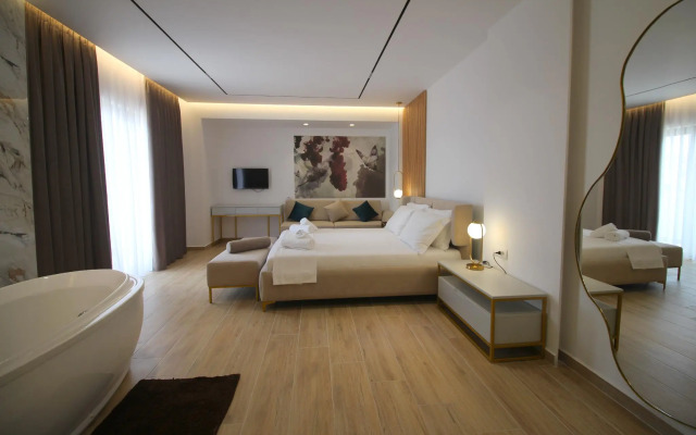 Julia Hotel
