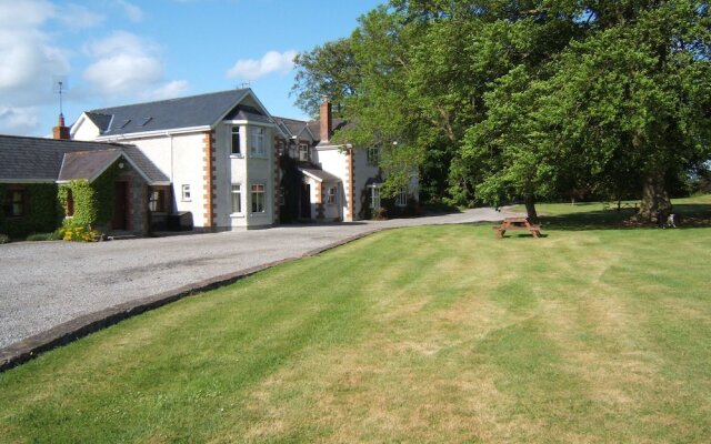 Coolanowle Country House