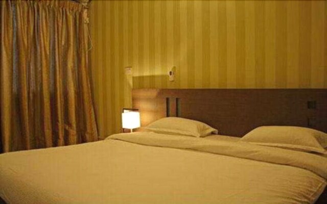 Chalet Diamond Service Apartment