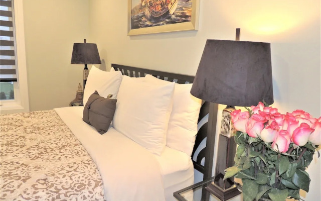 iResidence in Toronto- Vacation Home