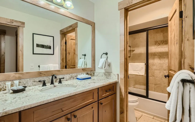 Ski Hill 23 2 Bedroom Condo