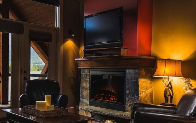 Bellstar Suites at Solara Resort