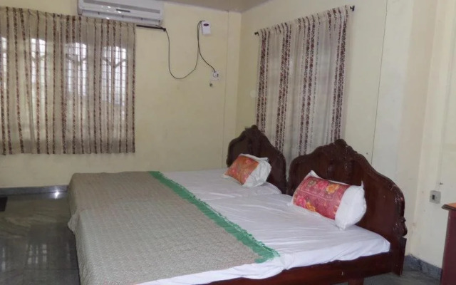 Pulikkal Tourist Home