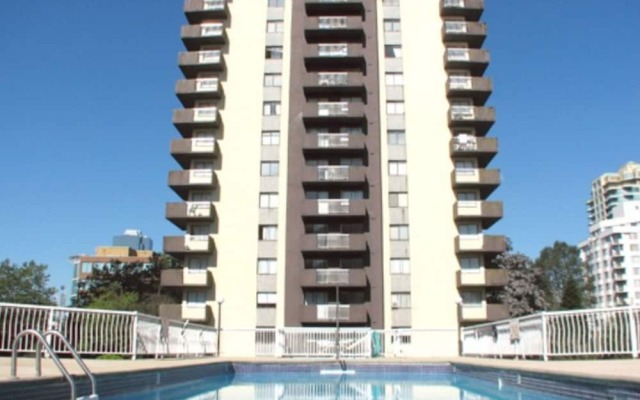 Pelicanstay in Burnaby Lake