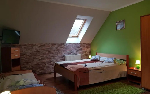 Wynajem Pokoi Willa Pod Lasem