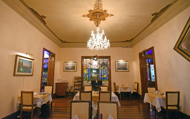 Hotel Del Rey