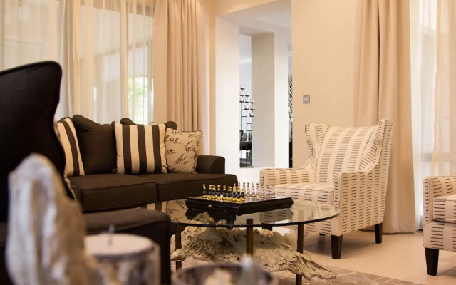 Dubai Creek Villas