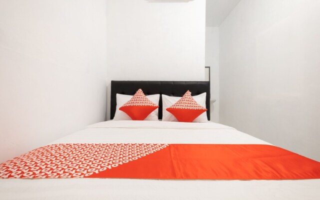 Hotel Brosta by OYO Rooms