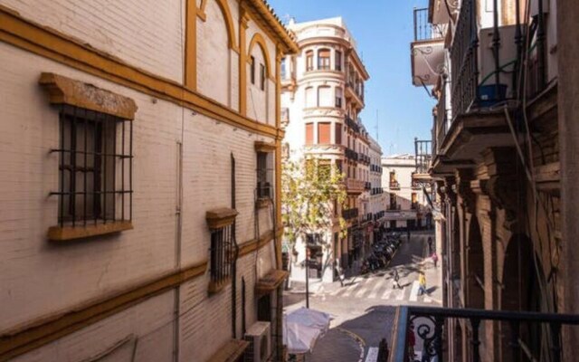 Apartment With 5 Bedrooms in Sevilla, With Wonderful City View, Balcon