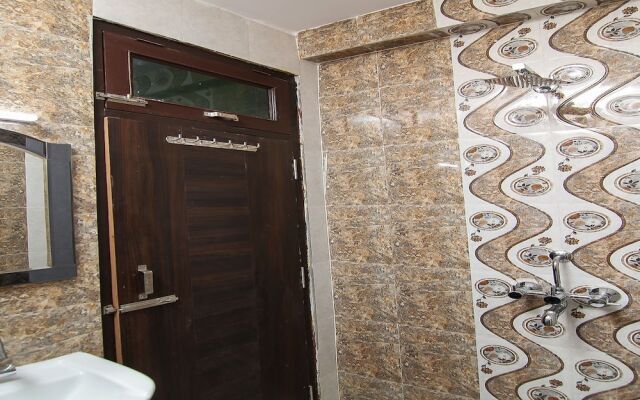 OYO 12446 Shree Sai Guest House