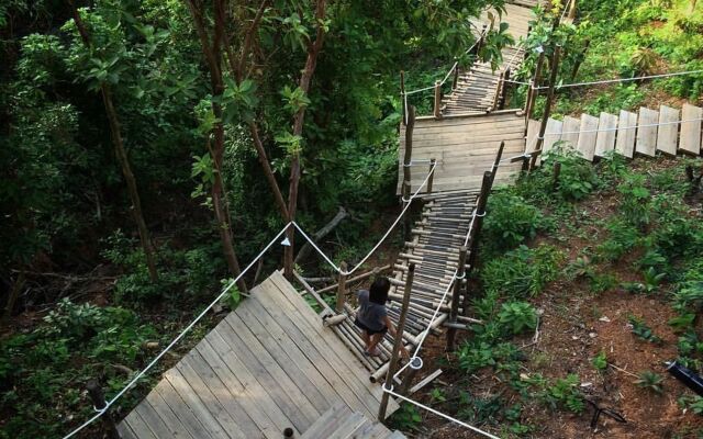 The Birdhouse El Nido - Glamping