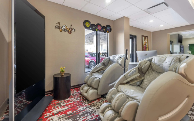 Best Western Downtown Plus Music Row