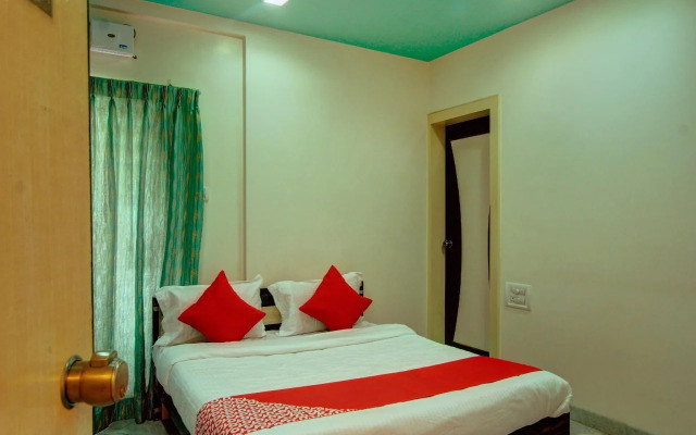 OYO 11387 Hotel Kozy Rooms