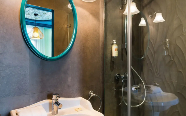 Villa Bougainville by Happyculture