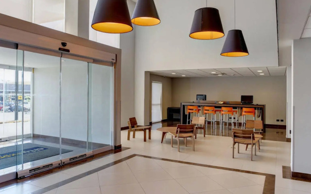 City Express by Marriott Querétaro Juríca