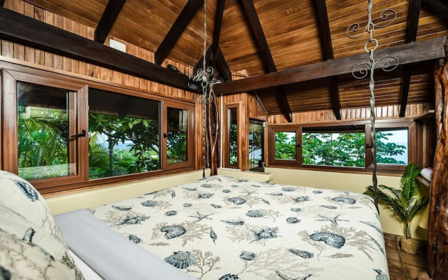 Luxury Villa Hot Tub Ocean Views Fully Staffed