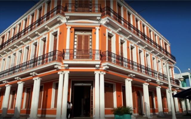 E Rueda Hotel