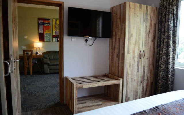 Arcadia Suites