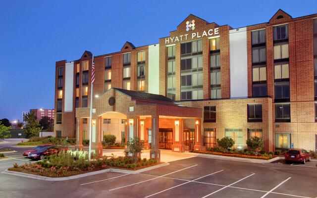 Hyatt Place Chicago/Lombard/Oak Brook