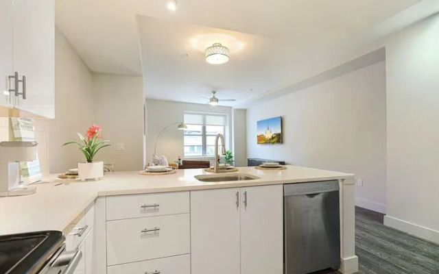 Peaceful Condo Near Bourbon Street