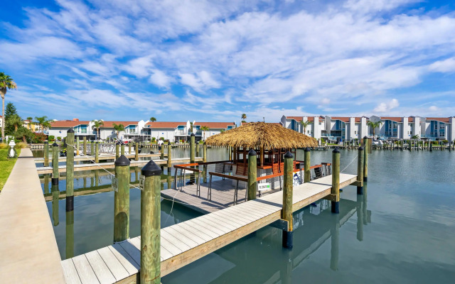 Cambria Hotel St Petersburg-Madeira Beach Marina