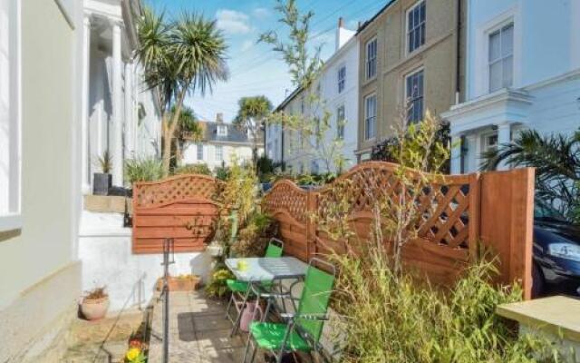 Morrab Place Bed  Breakfast