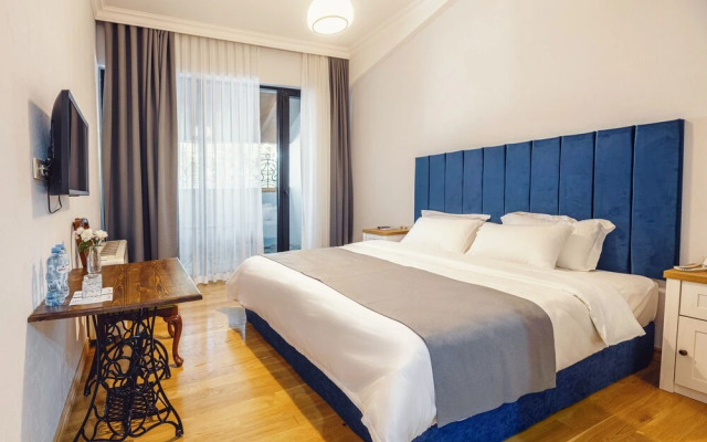 Octava Boutique Hotel