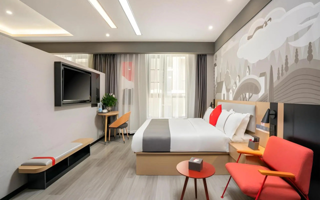 Shankee Hotel (Kunming Panlong District East Third Ring Golden Symphony Home)
