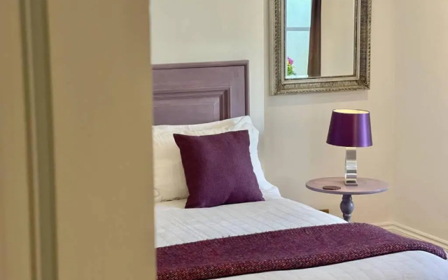 Spacious apartment close to the beach - Lavender Apartment