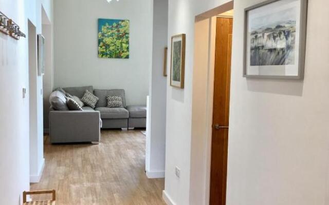 Blackdown Views - New 6 Bedroom Eco House