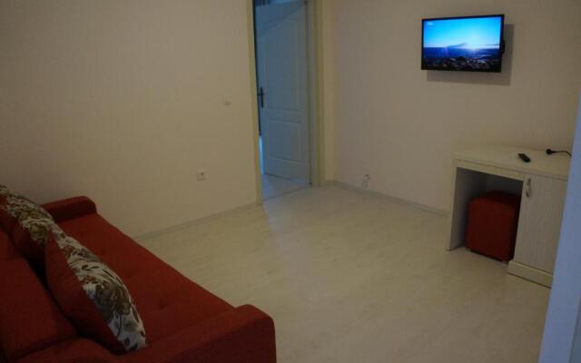 Mykonos Mamaia Boutique Villa
