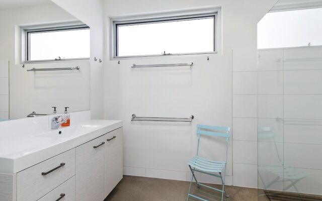 Bristlebird - Rejuvenate Stays