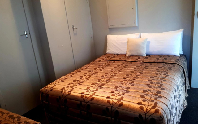 Edgewater Motel Te Anau – Guest Rooms – Te Anau