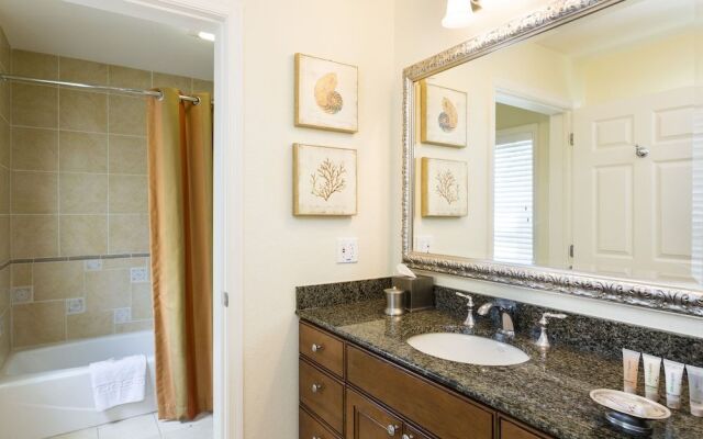Cabana Court in Reunion Resort 3 Br condo by RedAwning