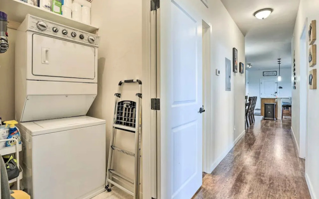 Balcony & Grill: Mtn-view Retreat in Granby!