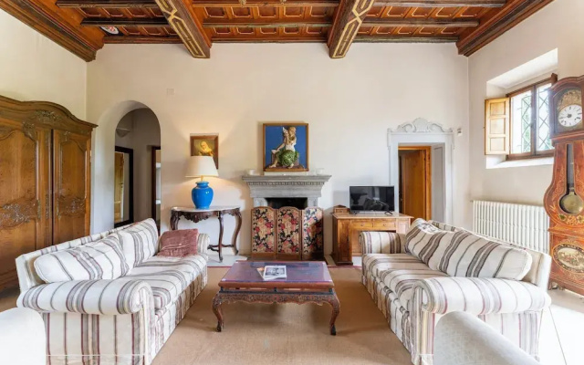 Villa Montegattoli With Panoramic Pool