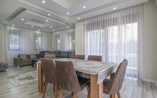 Pak Family Villas