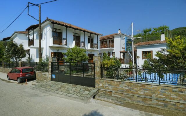 Studios Charoula