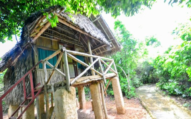 Stilts Backpackers