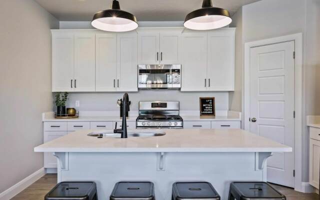 El Dorado Retreat by RedAwning