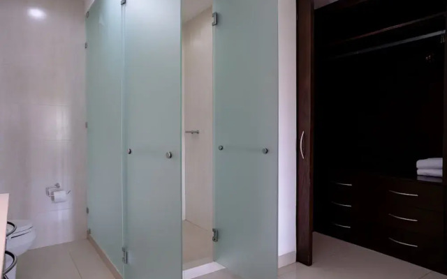 Mareazul 2 Bedroom Condo