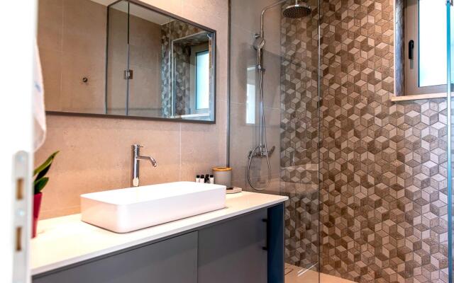 Villa Cielo I Free Heated Pool Stunning Seaview